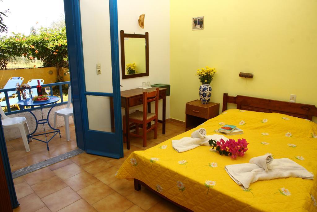 Hotel Handakas Amoudara  Room photo